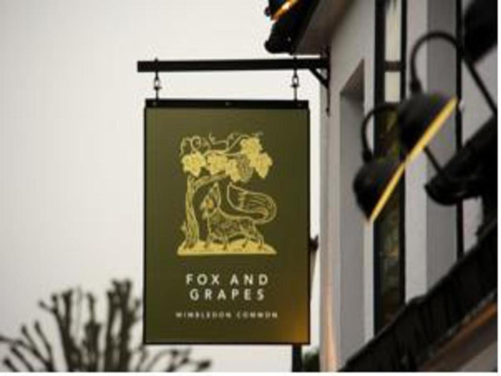 ホテル Fox And Grapes ロンドン エクステリア 写真